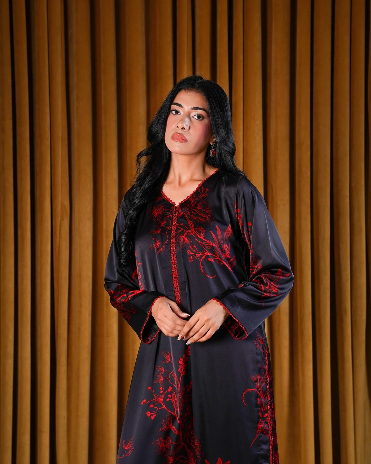 Noir Silk 2-Piece Suit