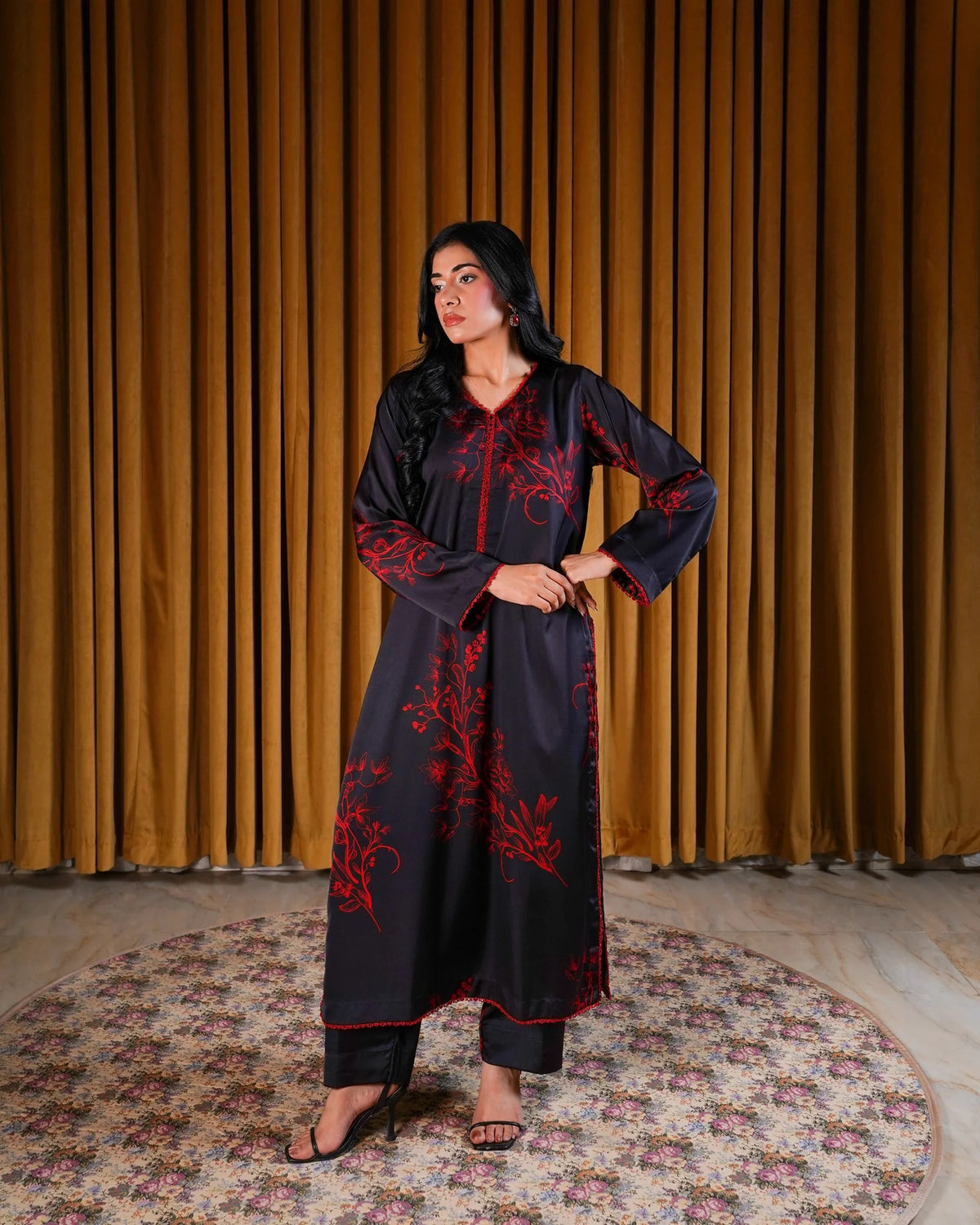 Noir Silk 2-Piece Suit